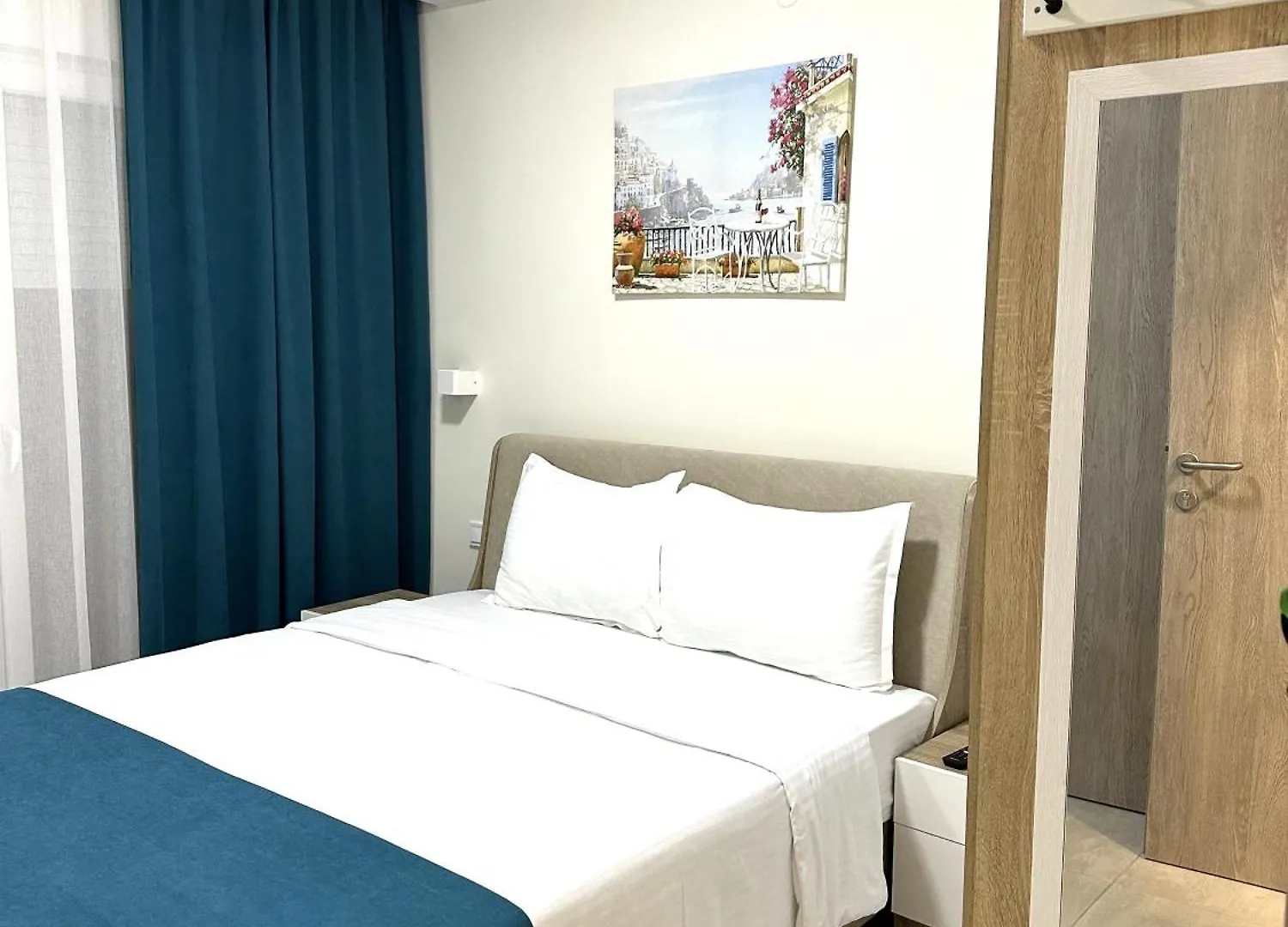 Navarino Luxe Suites Peraia  Peraia (Thessaloniki)