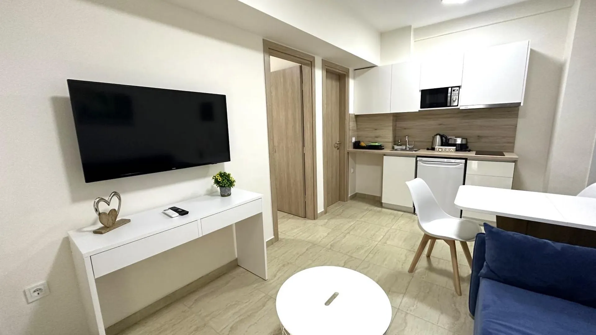 Navarino Luxe Suites Peraia  Peraia (Thessaloniki)