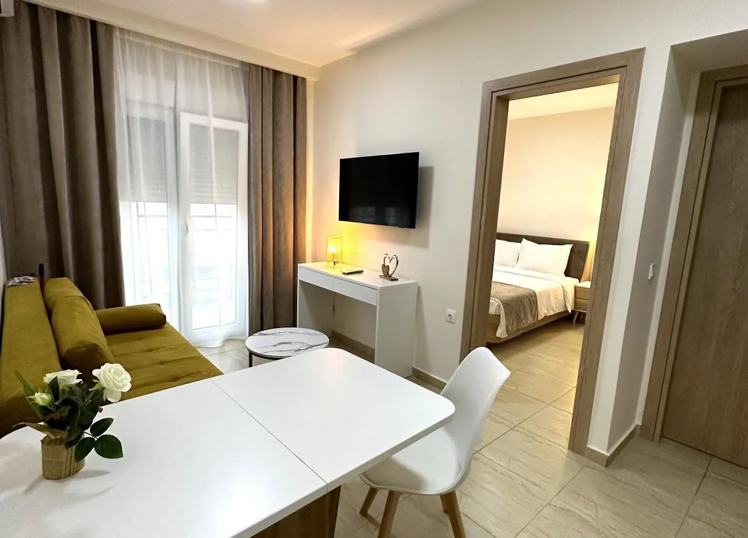 Navarino Luxe Suites Peraia  Greece