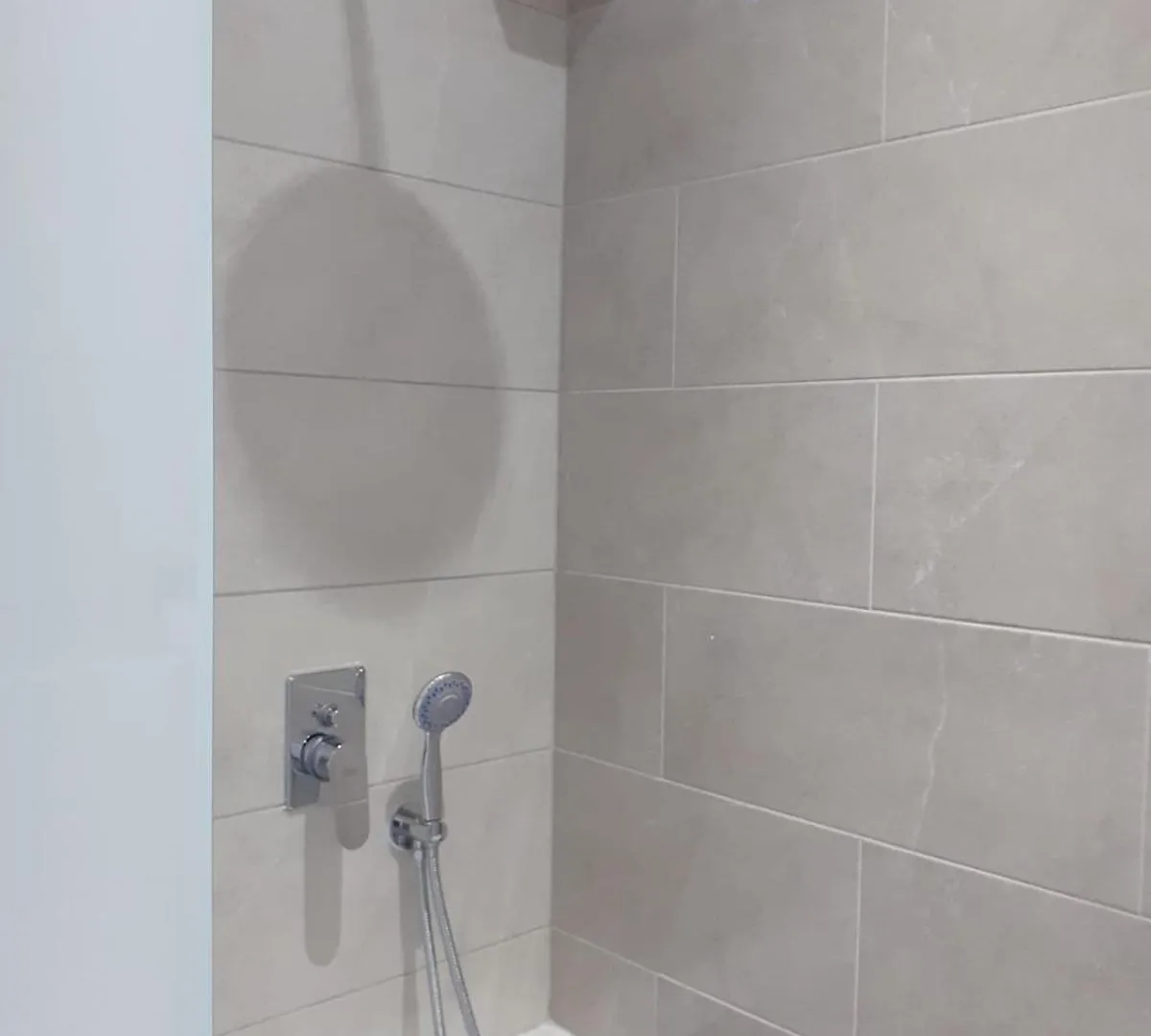 Navarino Luxe Suites Peraia  0*, Peraia (Thessaloniki)