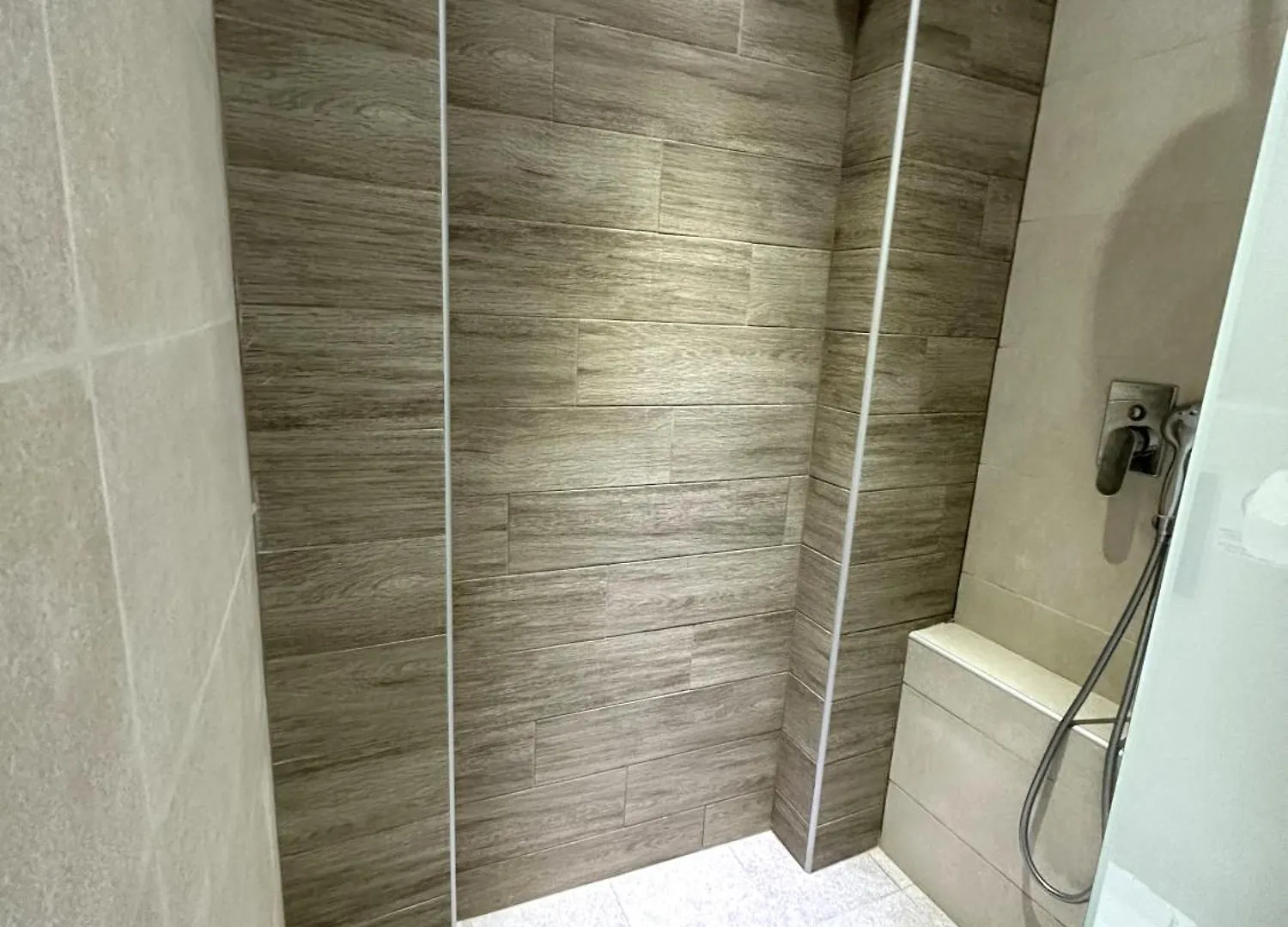 Navarino Luxe Suites Peraia