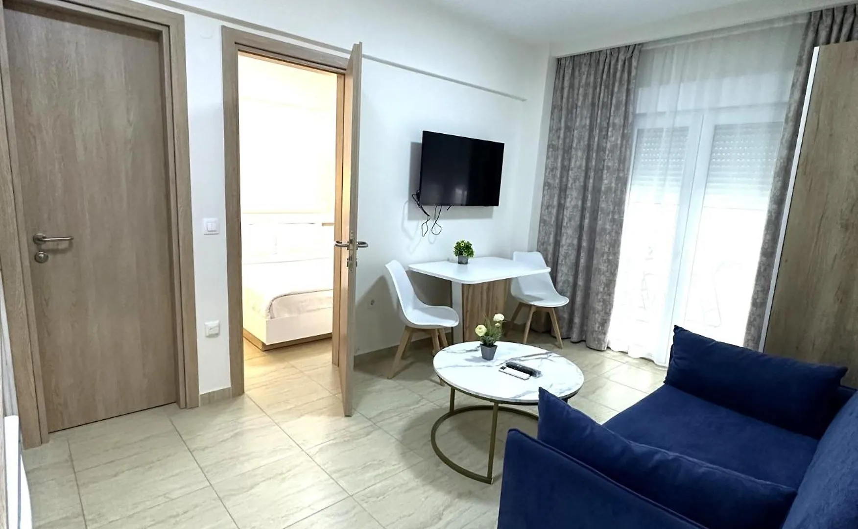 Aparthotel Navarino Luxe Suites Peraia  Greece